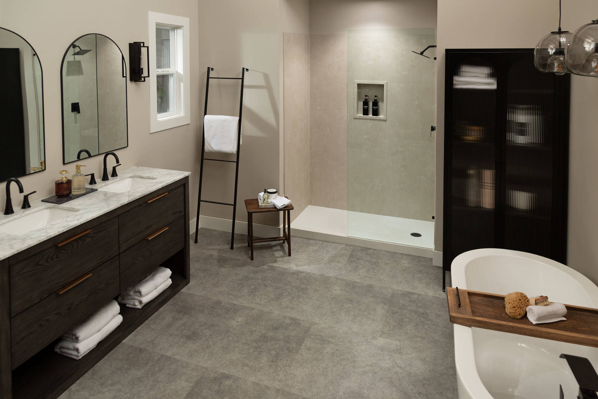 Vivid White 1 | Revere Tile Company